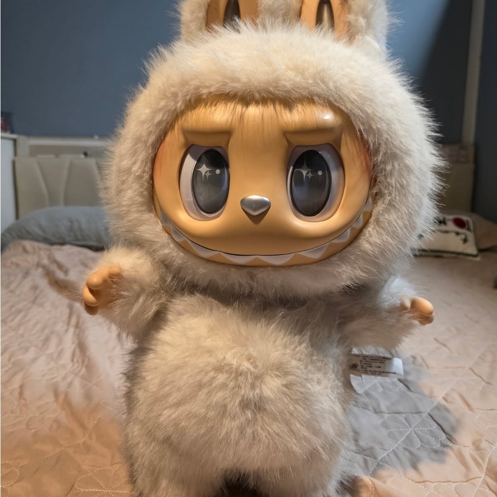 LABUBU DOLL - THE MONSTERS ANGEL IN CLOUD vinyl face doll